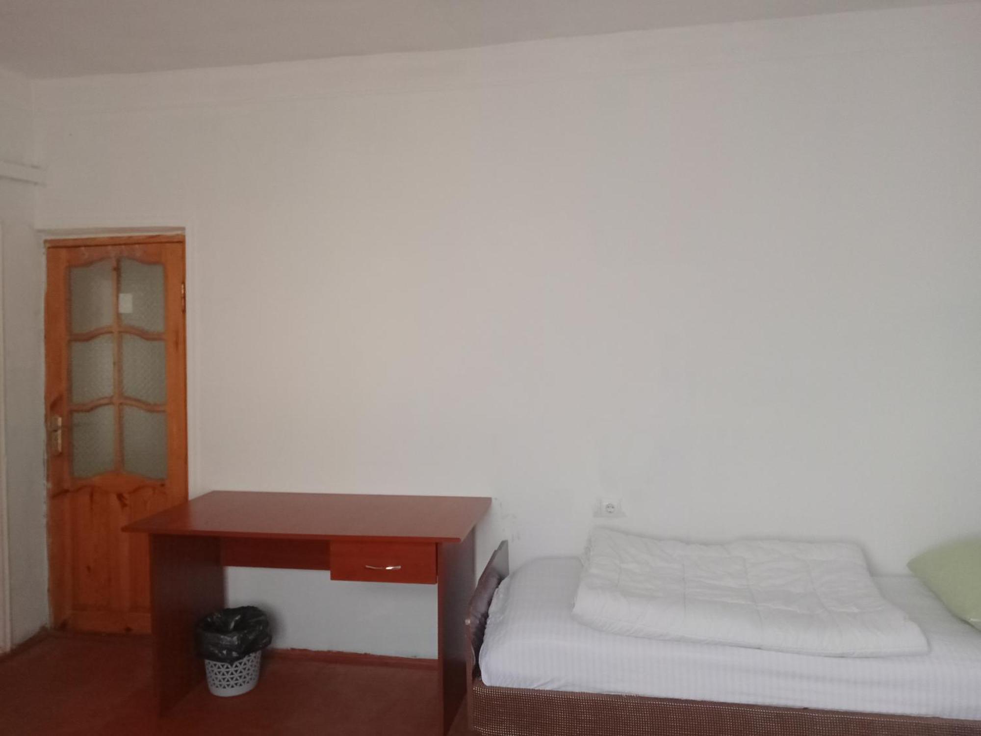 Canal Hostel Şǝki Bagian luar foto