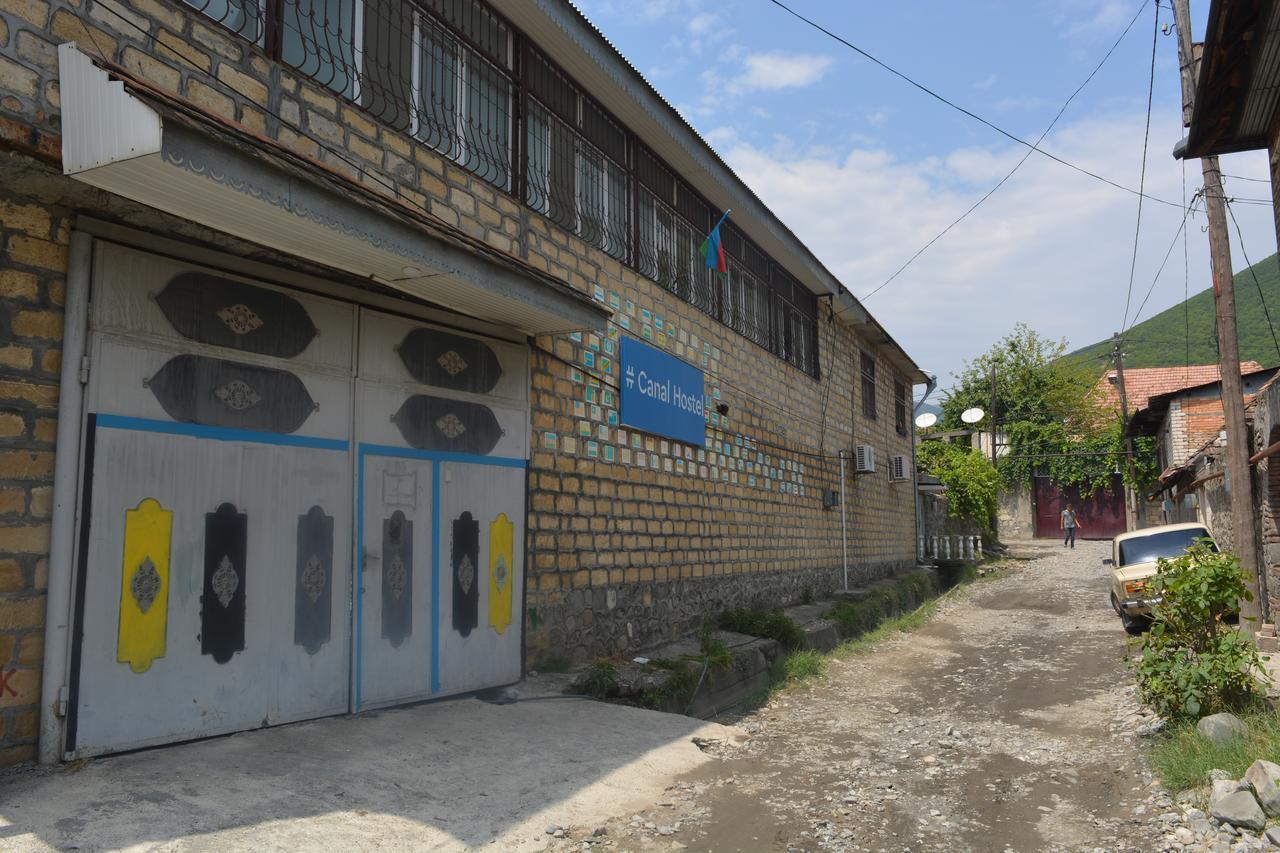 Canal Hostel Şǝki Bagian luar foto