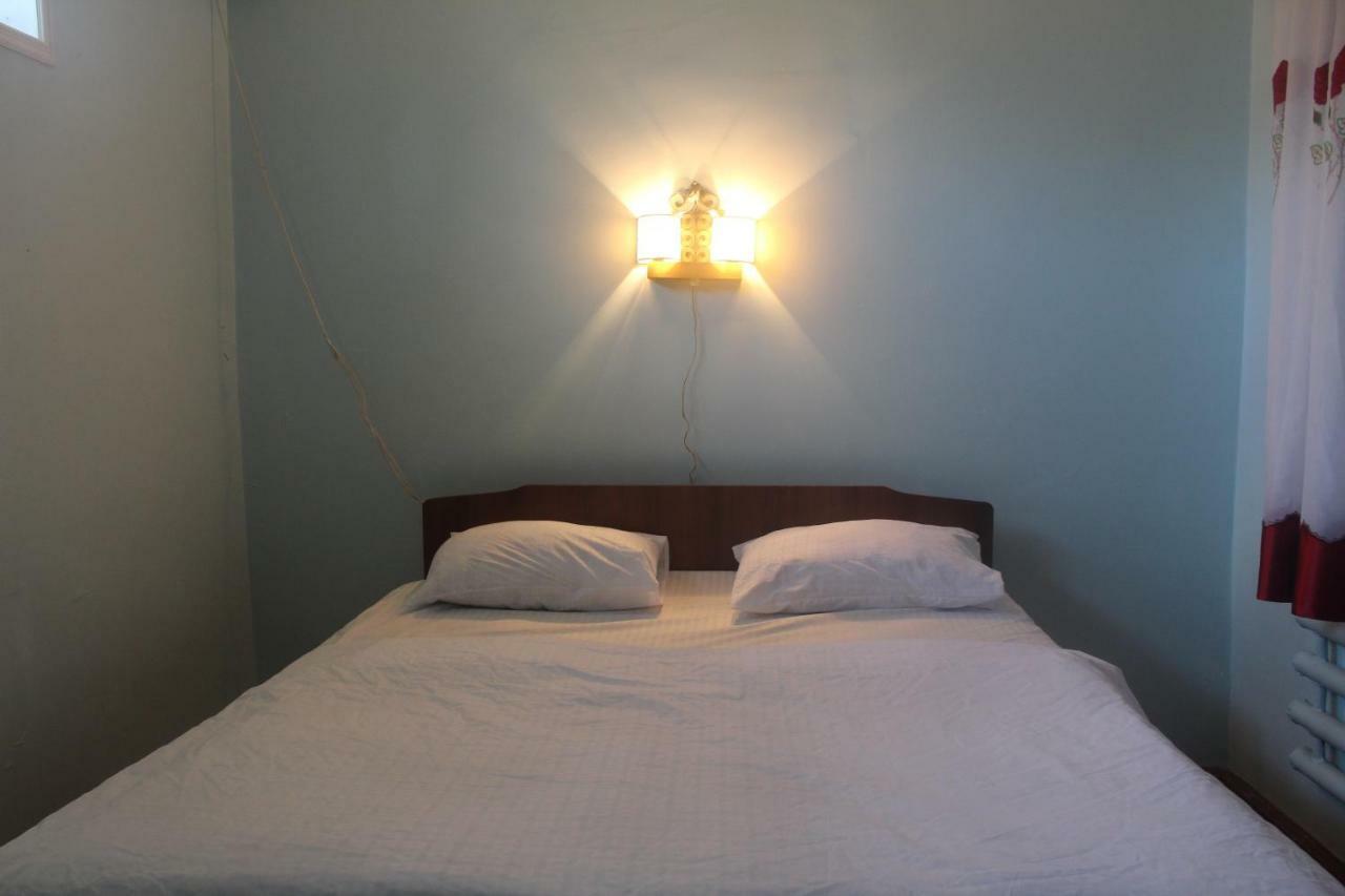 Canal Hostel Şǝki Bagian luar foto