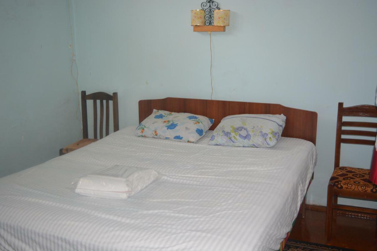 Canal Hostel Şǝki Bagian luar foto